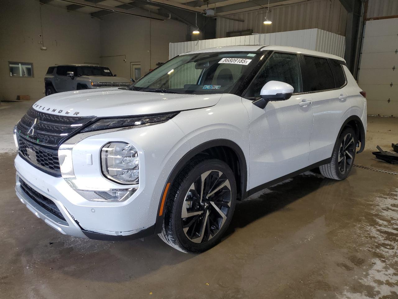 MITSUBISHI OUTLANDER SE 2024