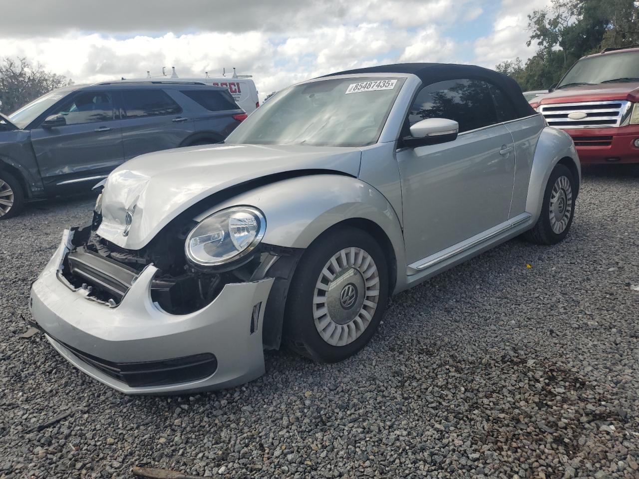 VOLKSWAGEN BEETLE 2013