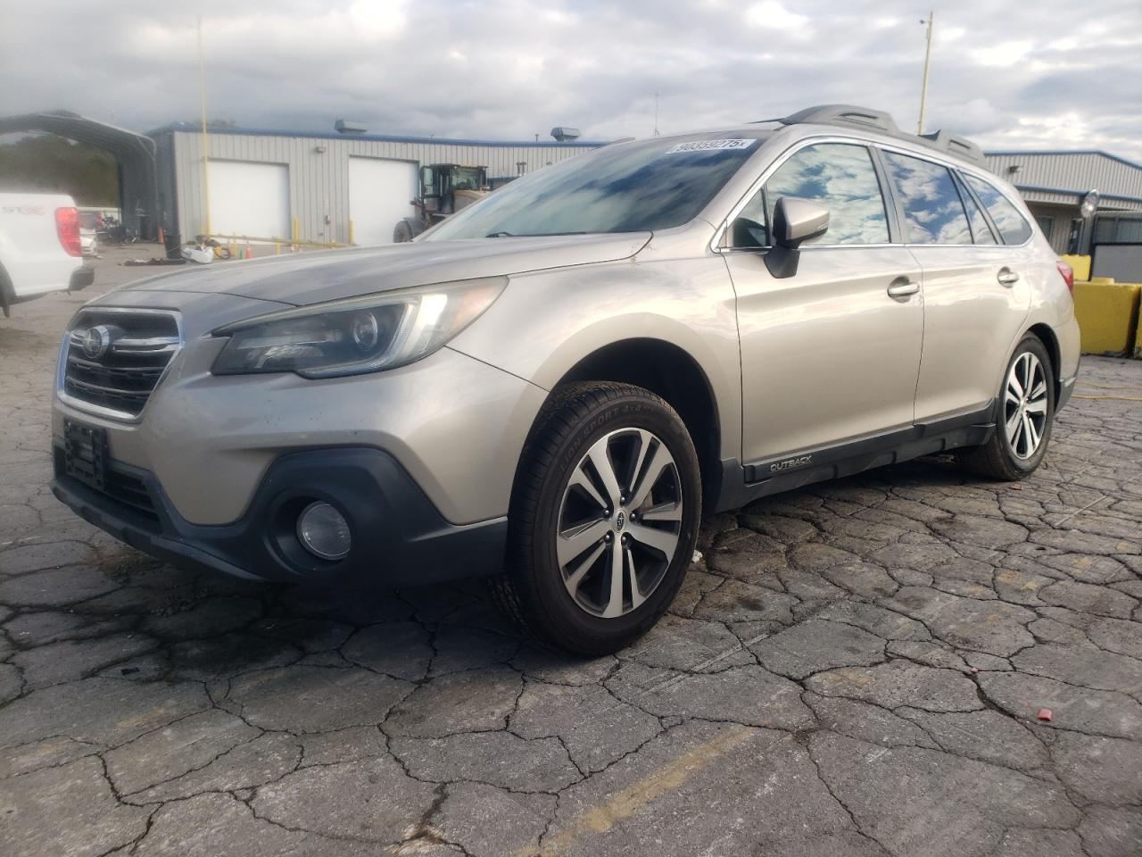SUBARU OUTBACK 2. 2019