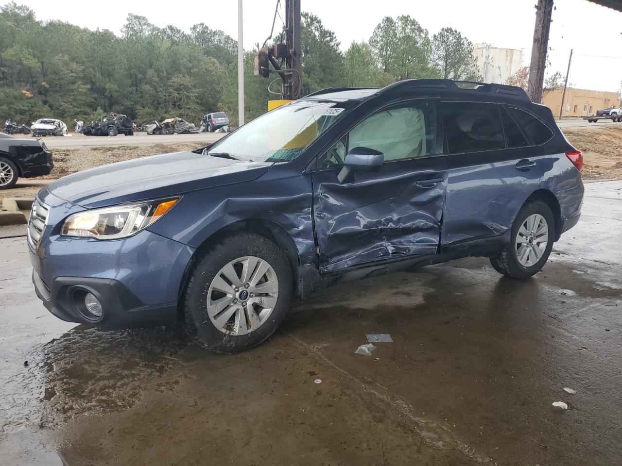 SUBARU OUTBACK 2. 2016