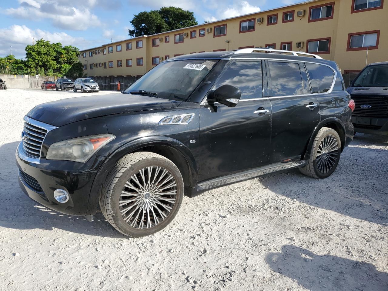 INFINITI QX80 2014