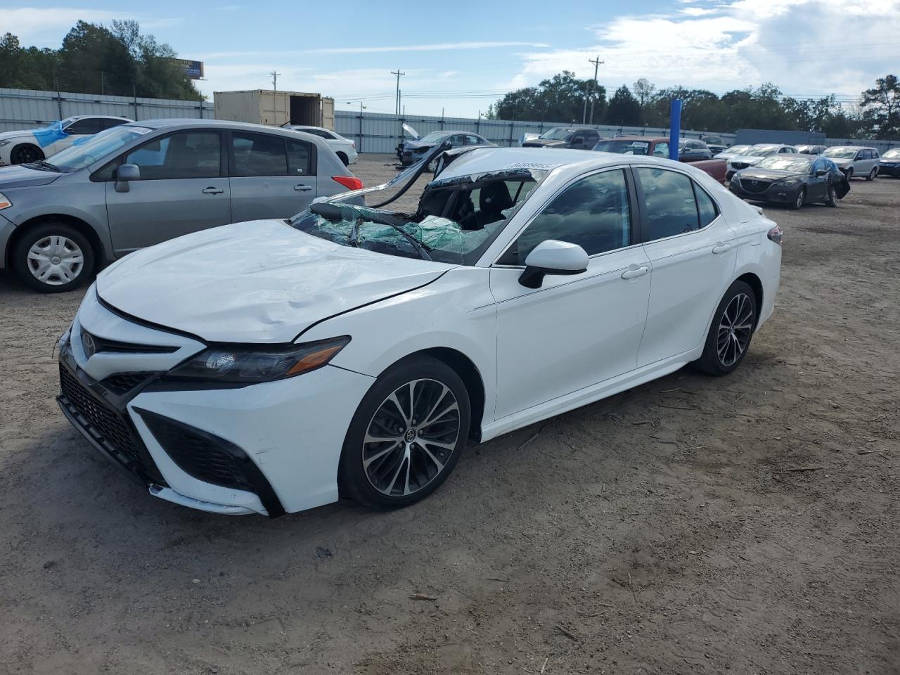 TOYOTA CAMRY SE 2021