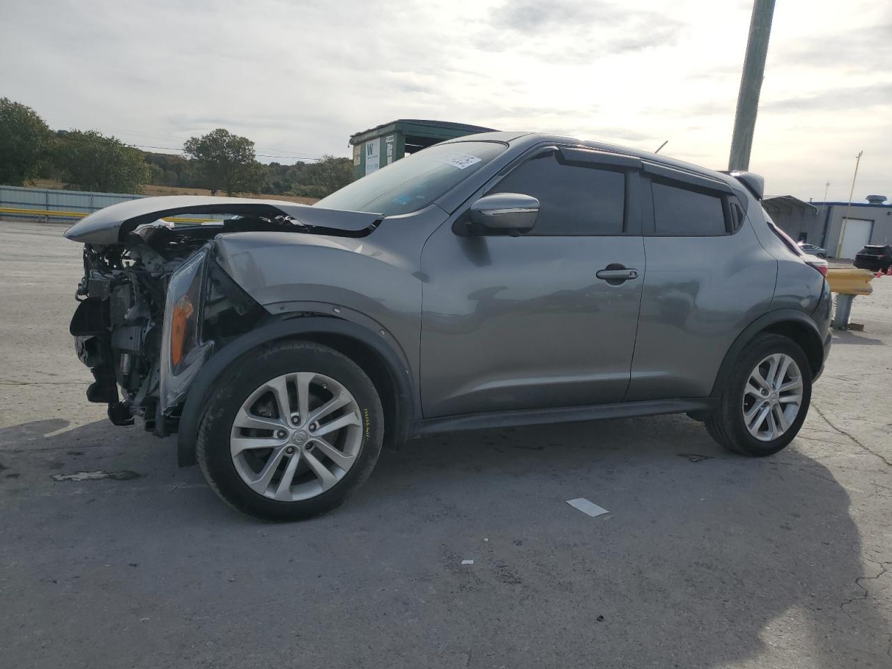 NISSAN JUKE S 2015