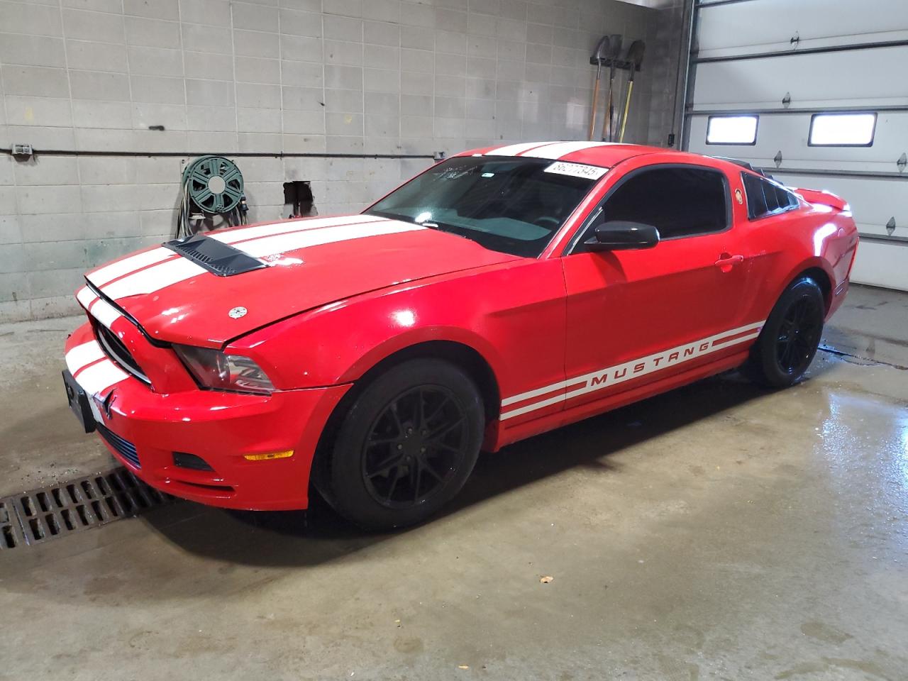 FORD MUSTANG 2013