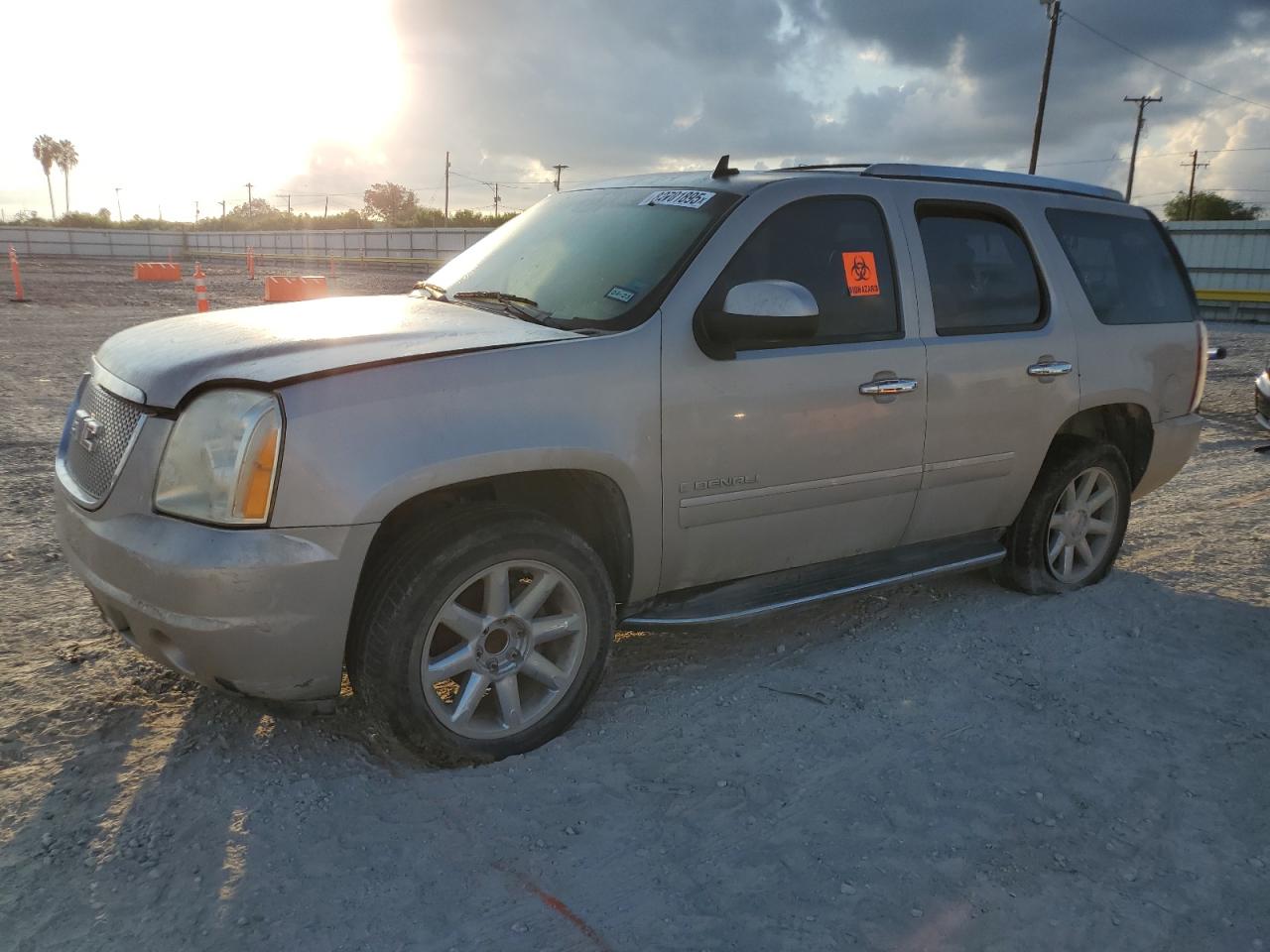 GMC YUKON DENA 2009