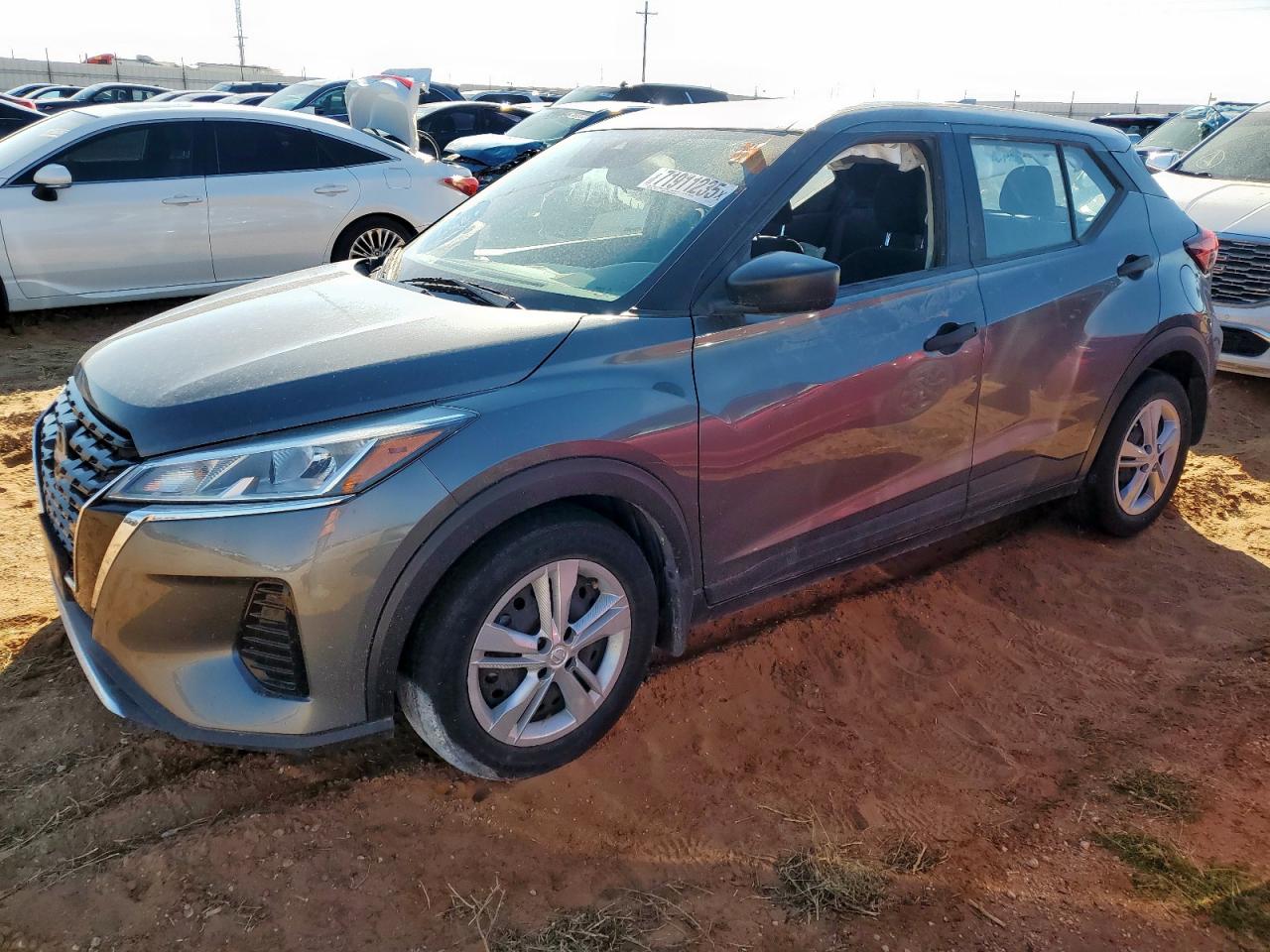 NISSAN KICKS S 2022