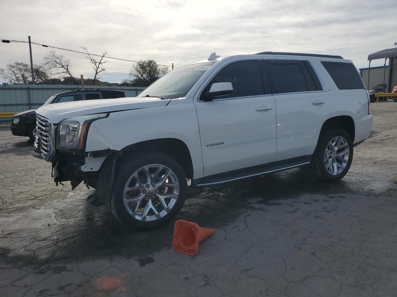 GMC YUKON SLT 2016