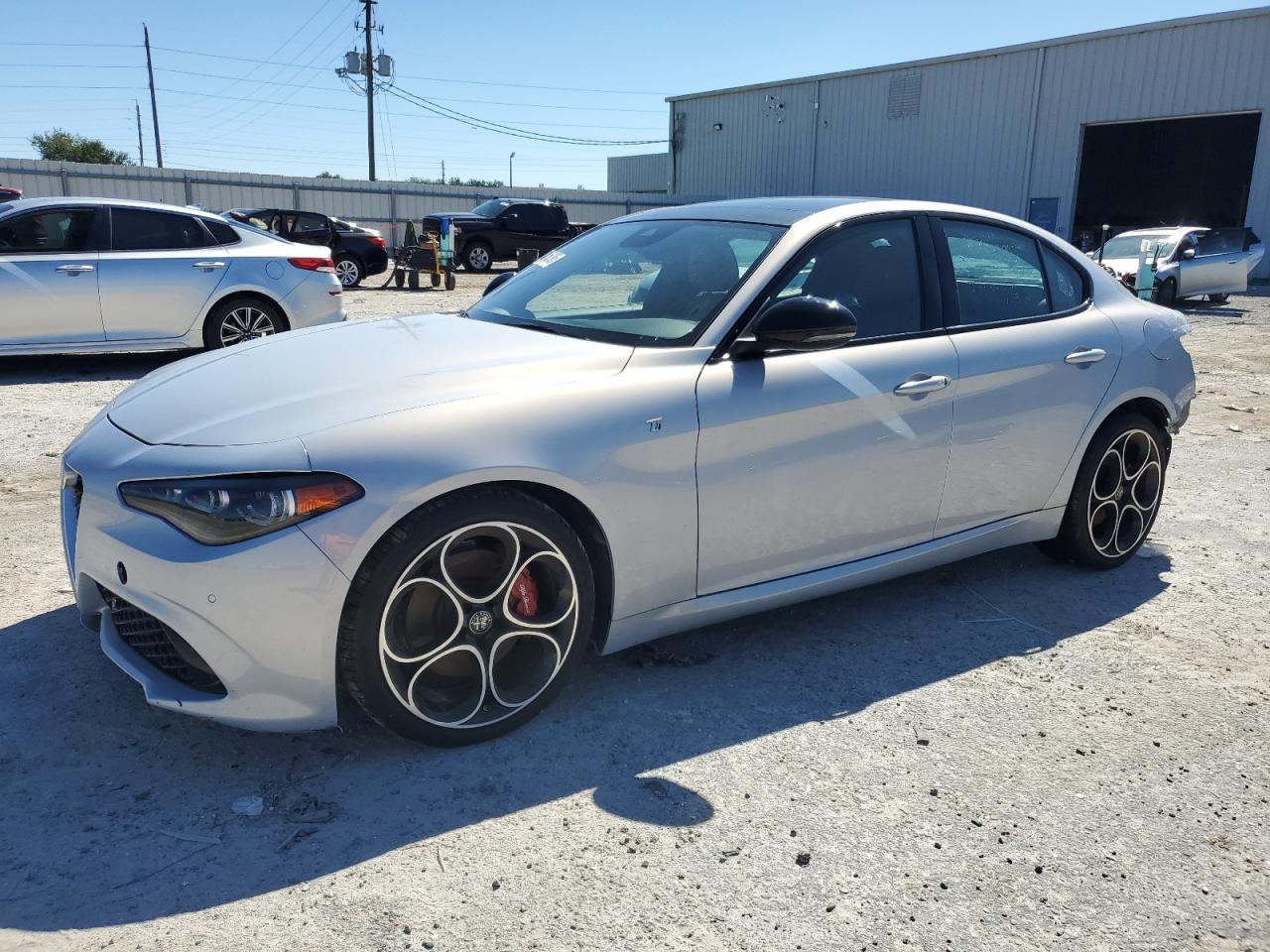 ALFA ROMEO GIULIA TI 2024