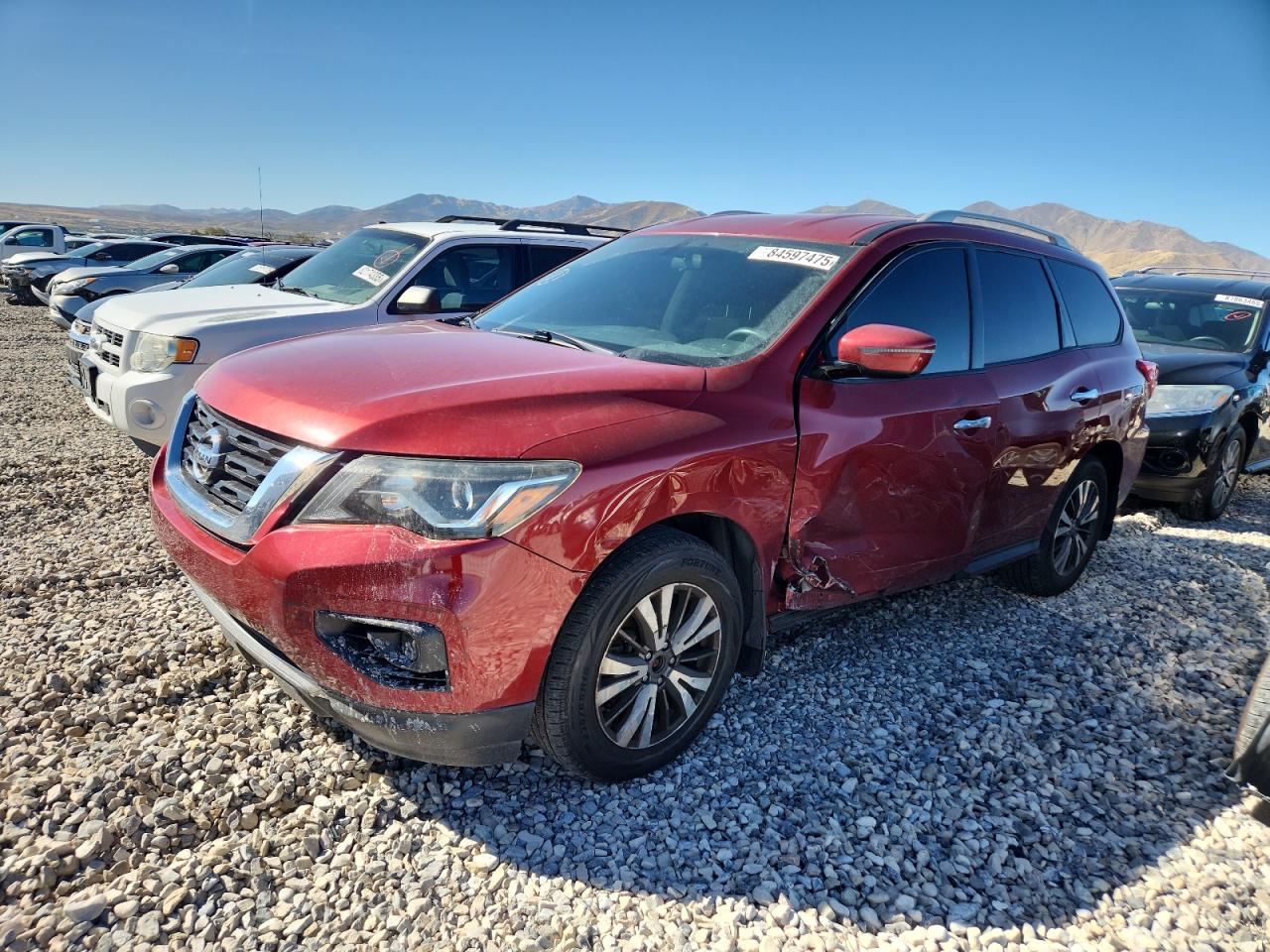 NISSAN PATHFINDER 2017