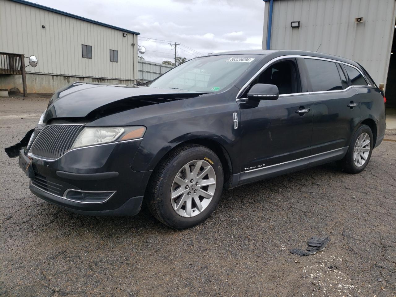 LINCOLN MKT 2013