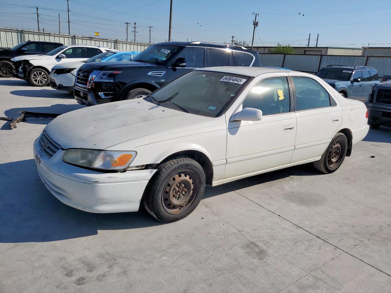 TOYOTA CAMRY CE 2001