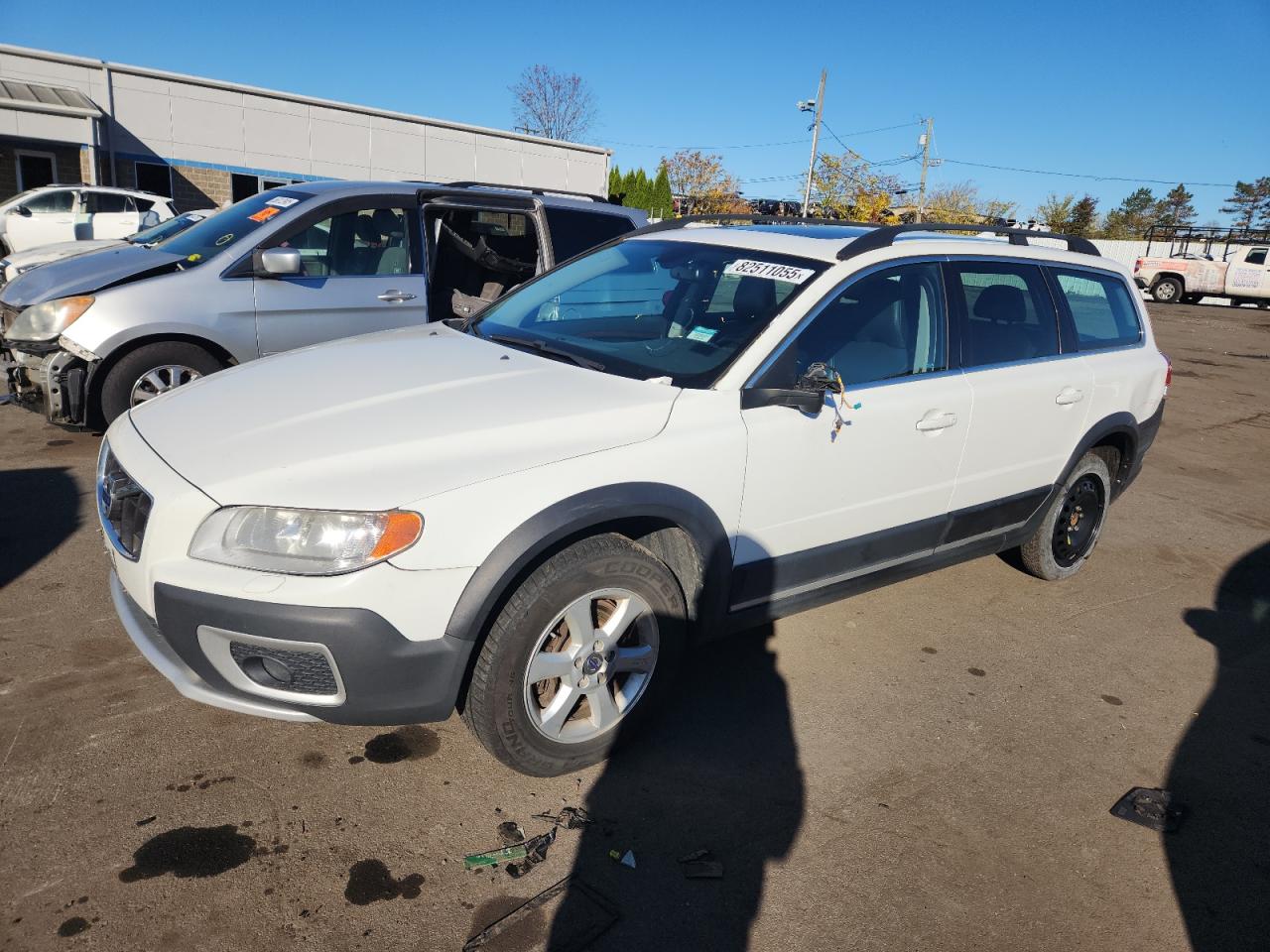 VOLVO XC70 2011