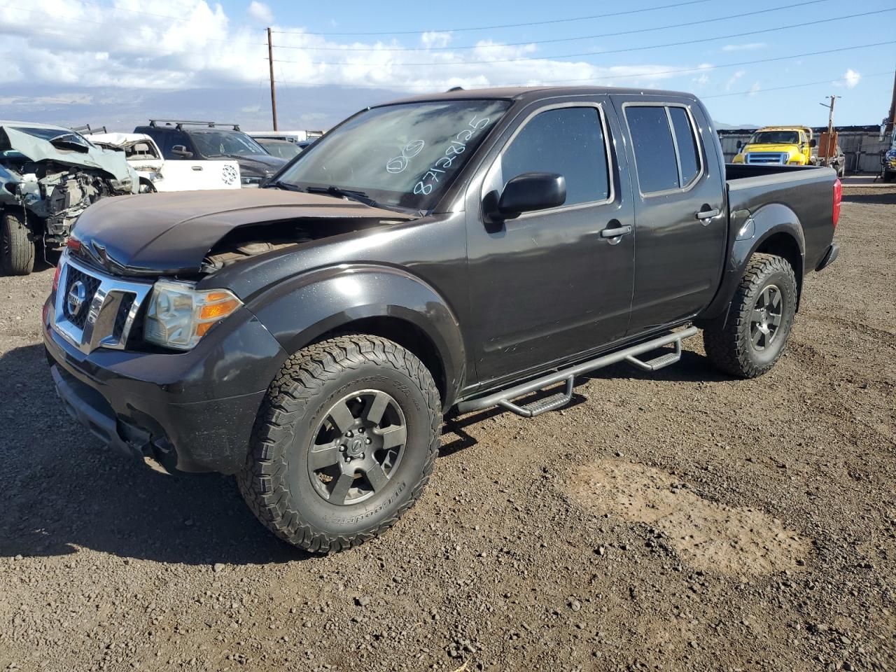NISSAN FRONTIER 2015