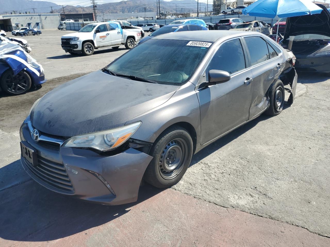 TOYOTA CAMRY LE 2017