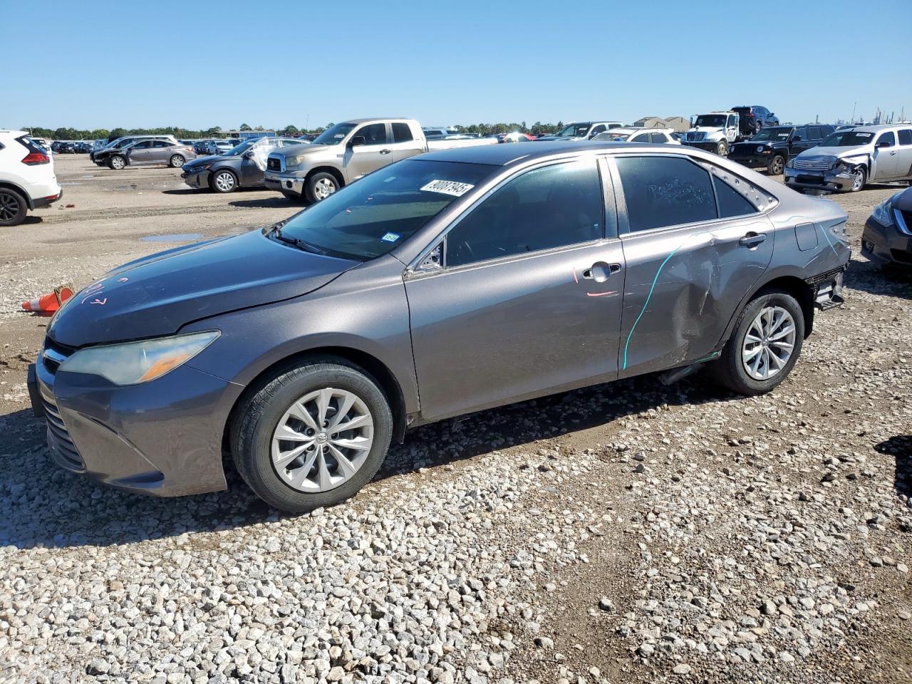 TOYOTA CAMRY LE 2017
