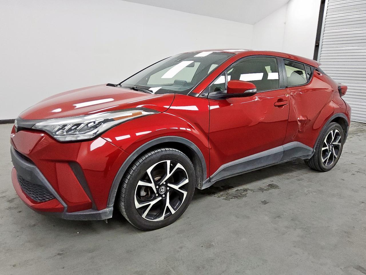 TOYOTA C-HR XLE 2020