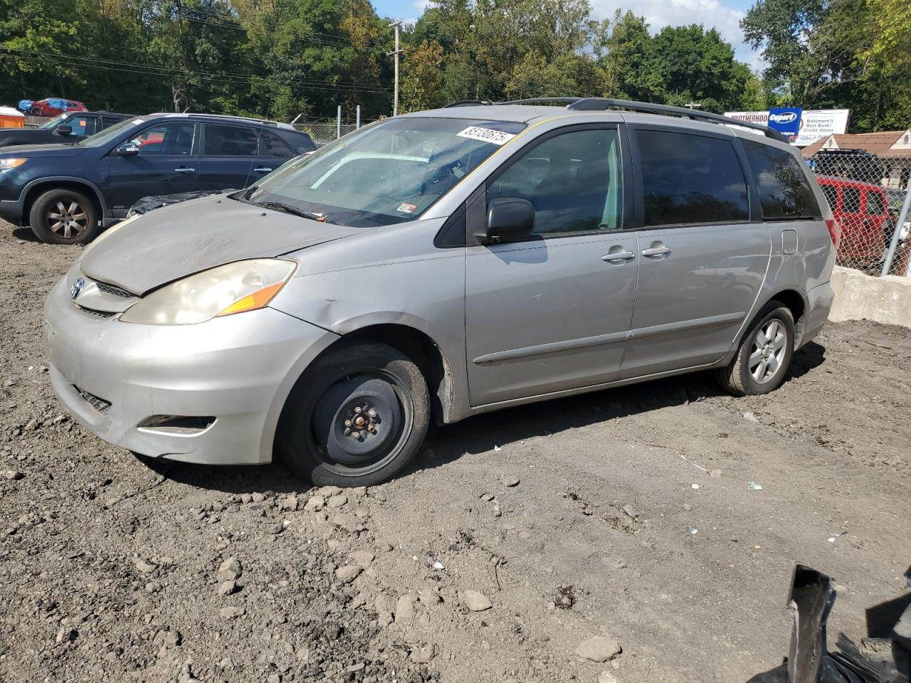 TOYOTA SIENNA CE 2006