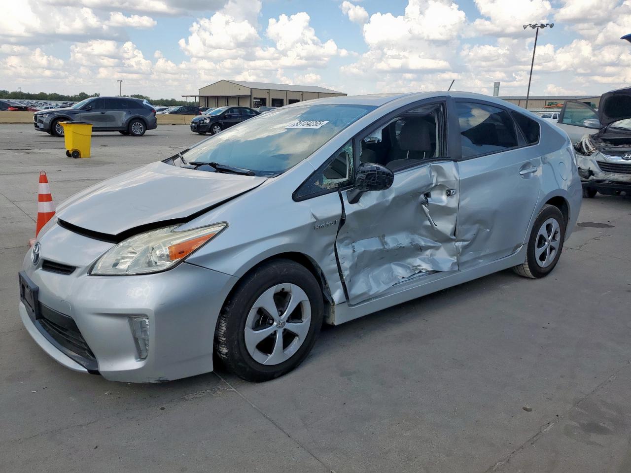 TOYOTA PRIUS 2014