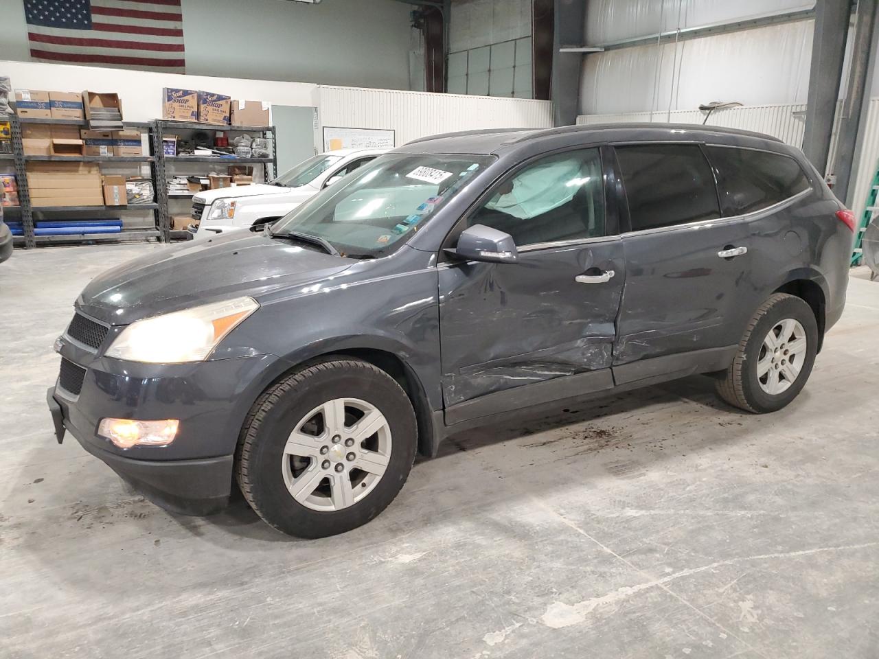 CHEVROLET TRAVERSE 2011