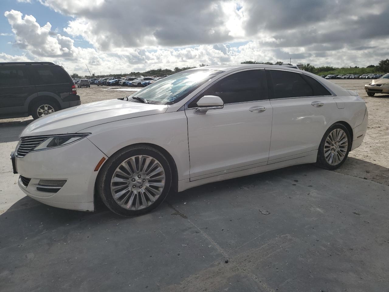 LINCOLN MKZ 2013