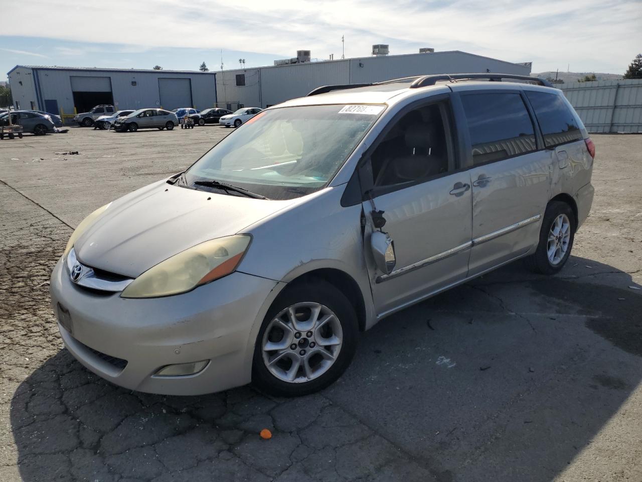 TOYOTA SIENNA XLE 2006