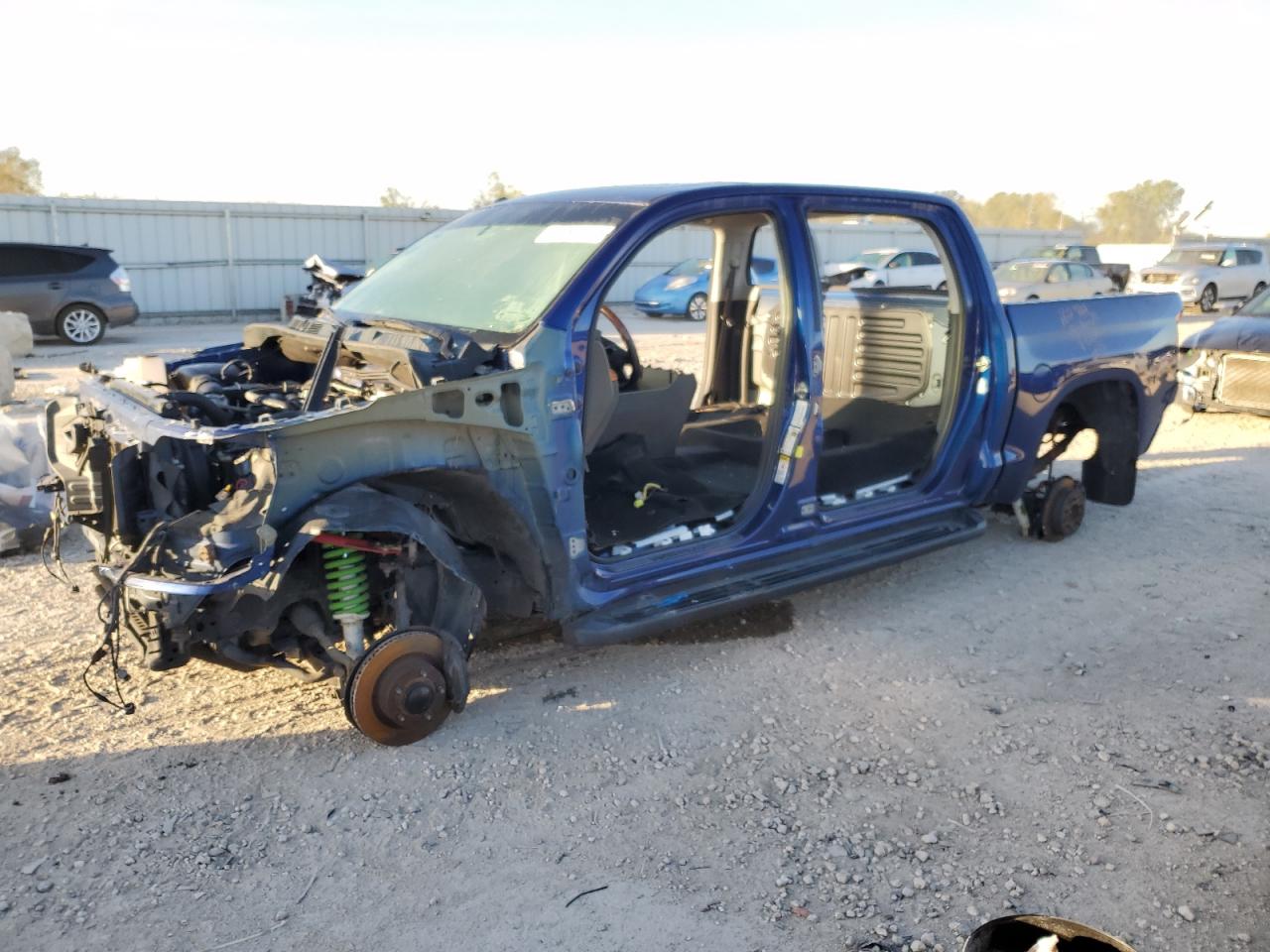 TOYOTA TUNDRA CRE 2014