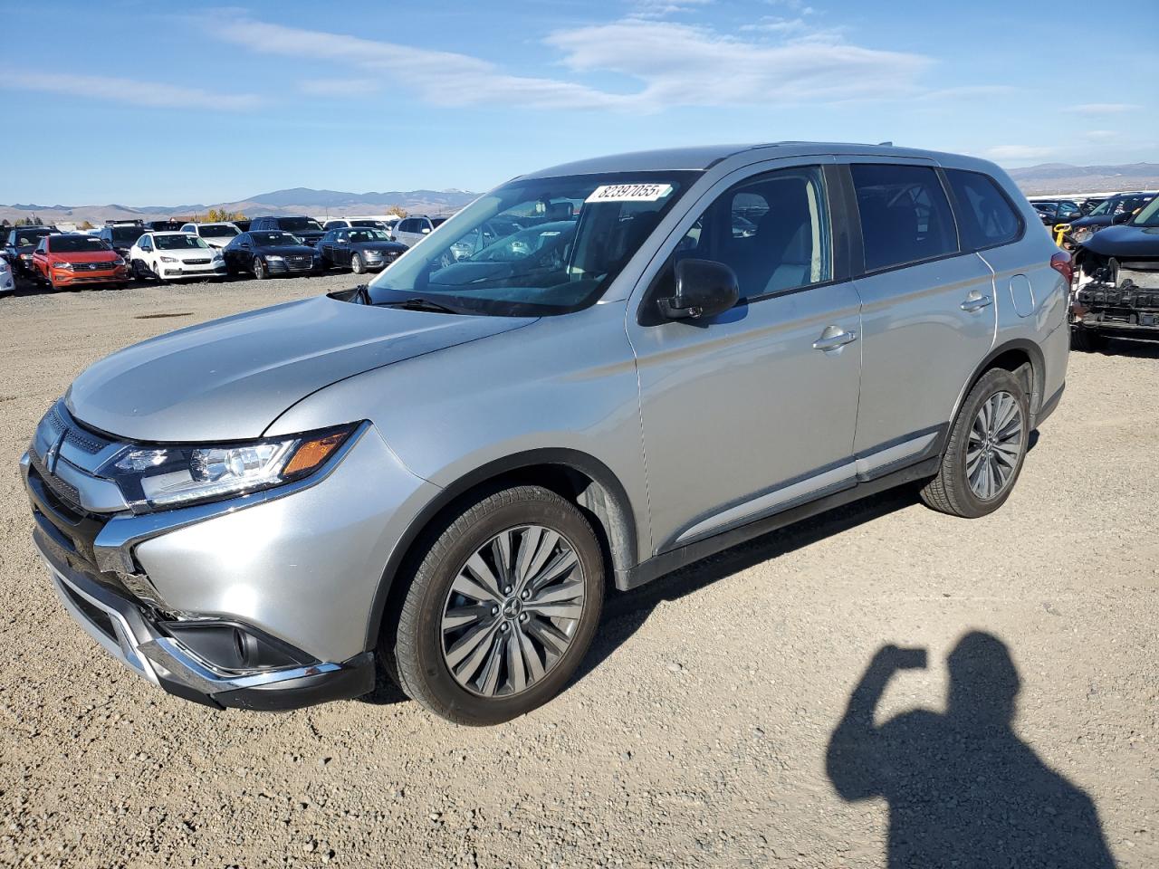 MITSUBISHI OUTLANDER 2020