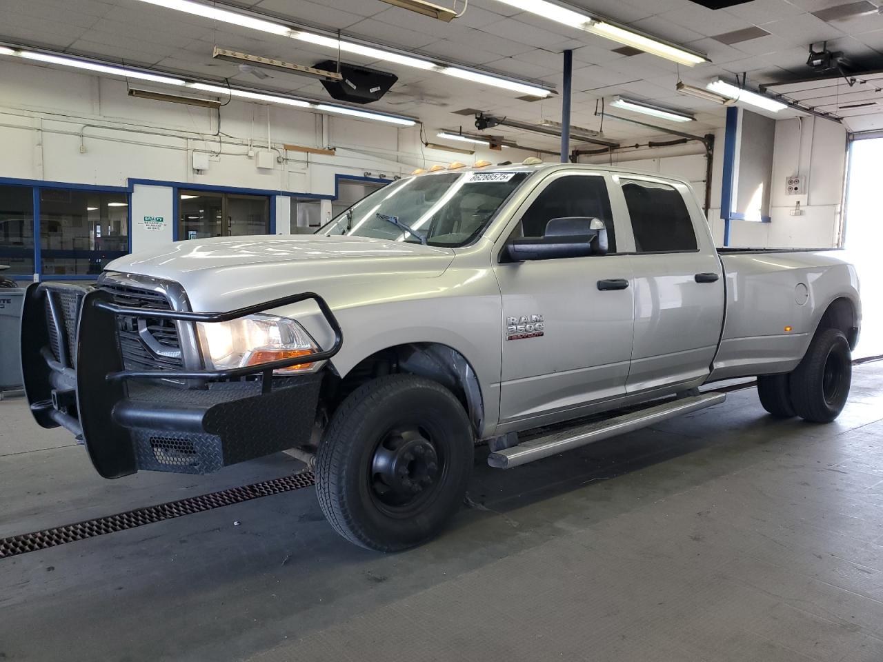 RAM 3500 ST 2015