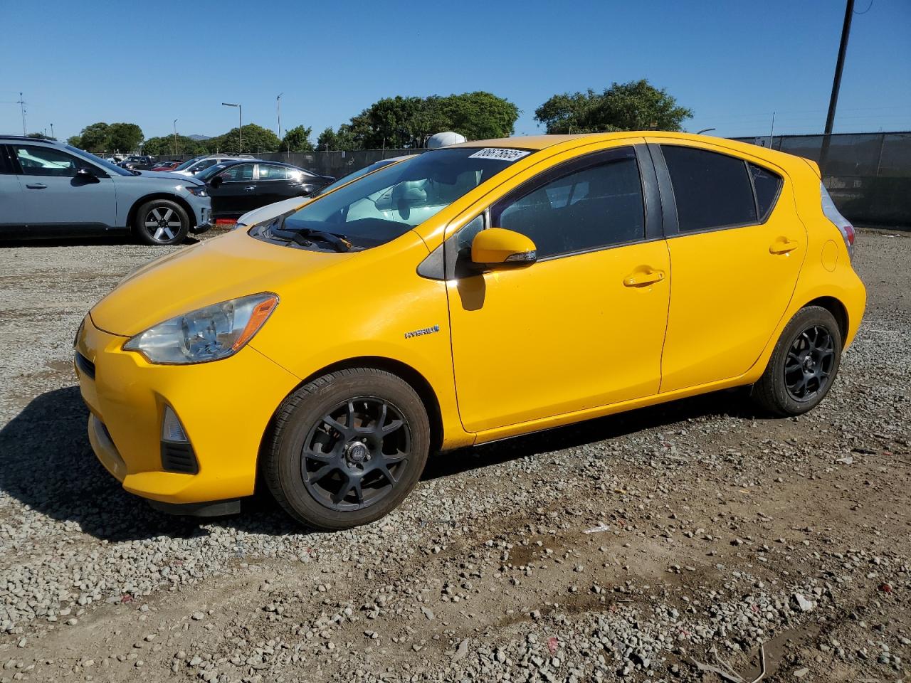TOYOTA PRIUS C 2014
