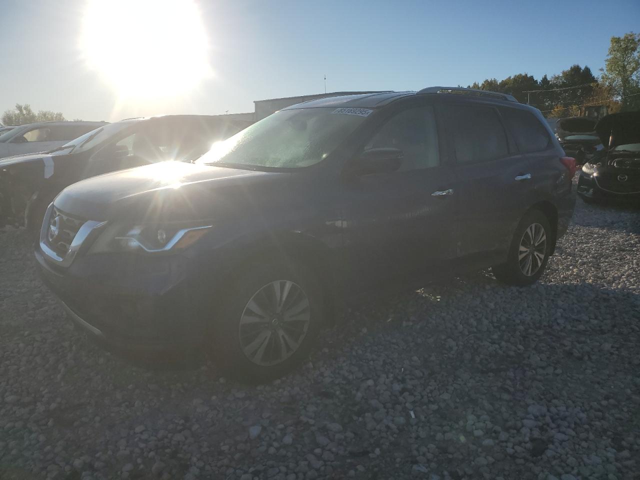 NISSAN PATHFINDER 2017