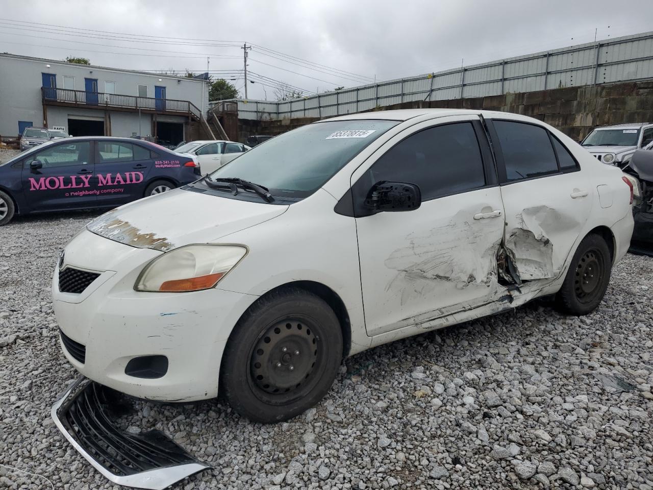 TOYOTA YARIS 2010