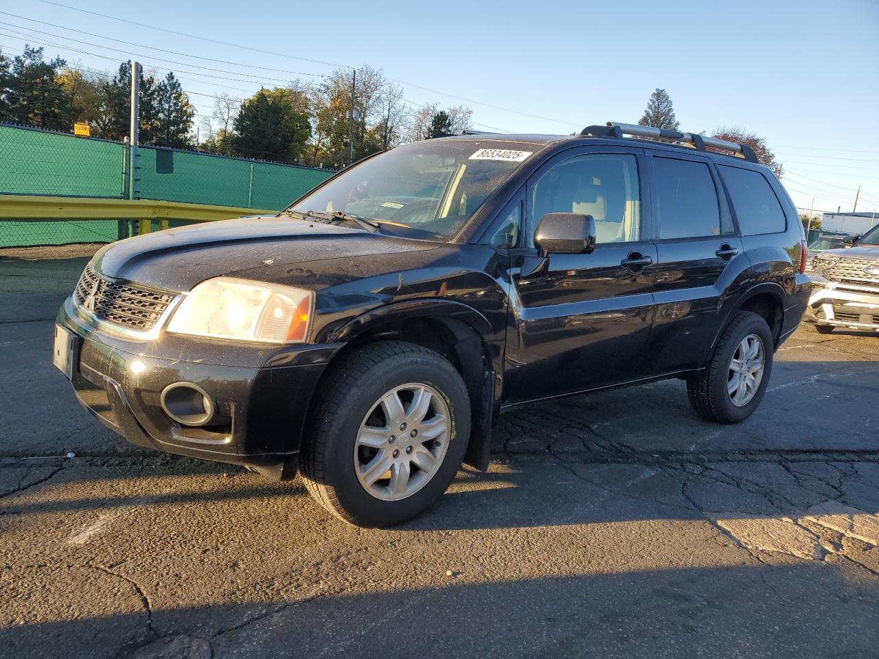 MITSUBISHI ENDEAVOR L 2011