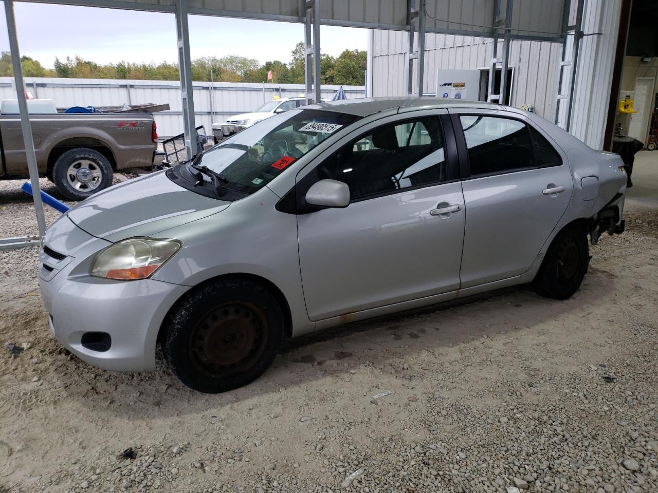 TOYOTA YARIS 2008
