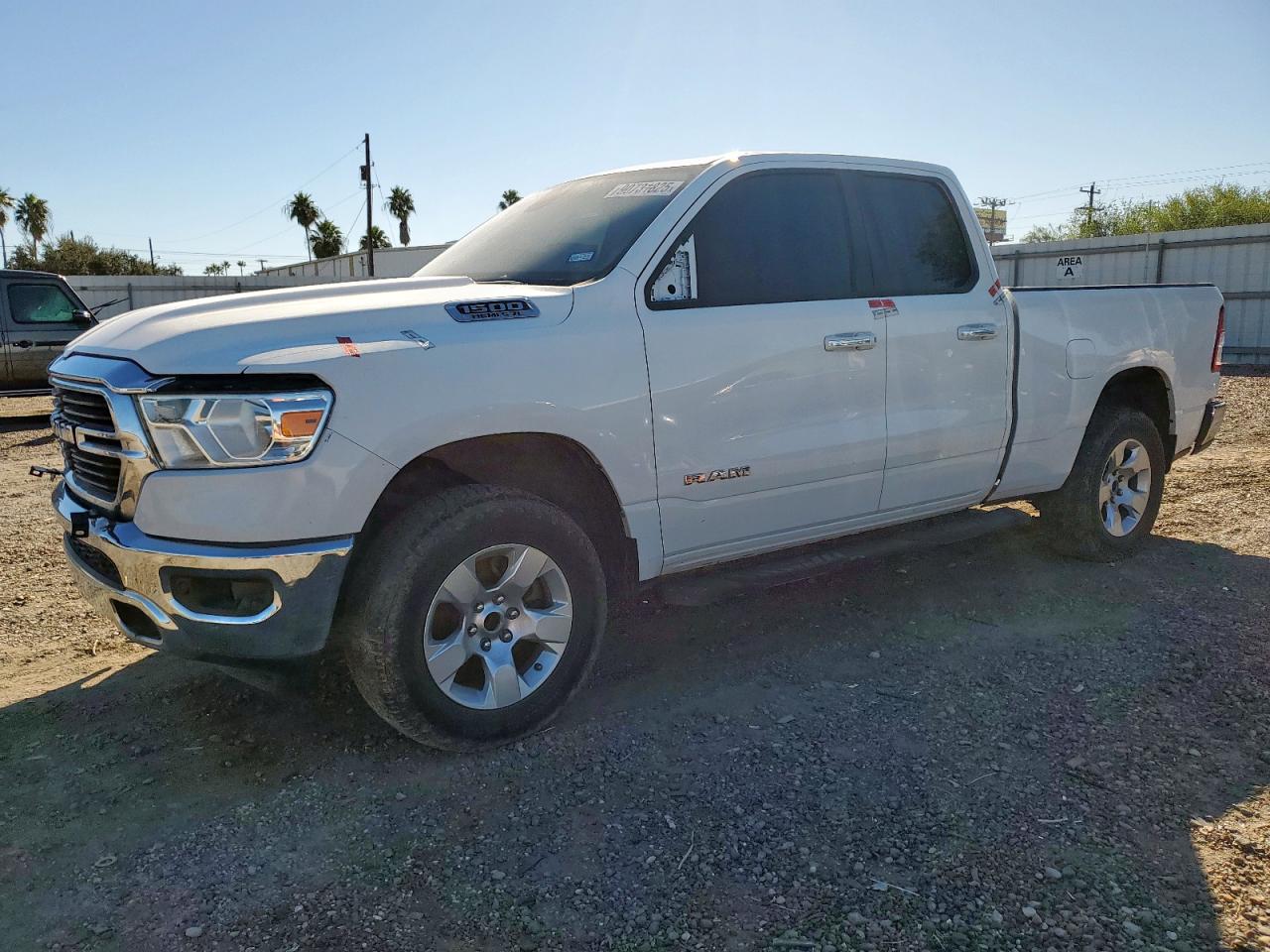 RAM 1500 BIG H 2020