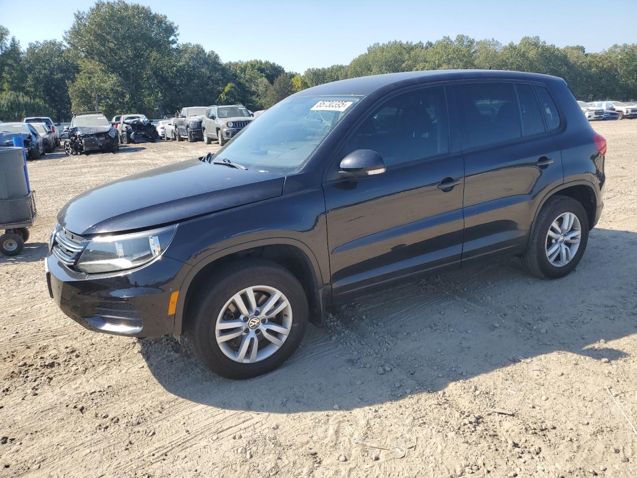 VOLKSWAGEN TIGUAN S 2013