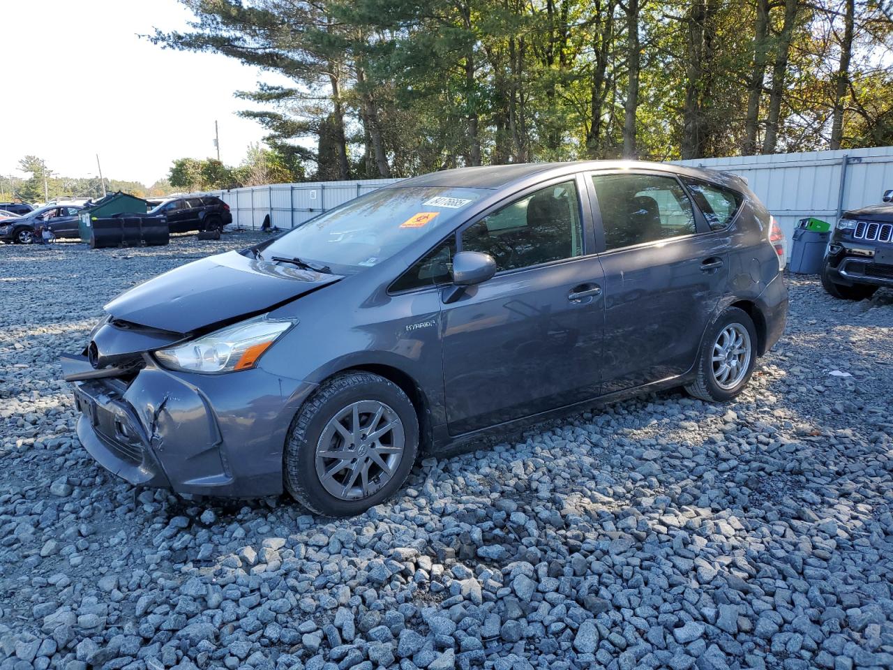 TOYOTA PRIUS V 2015