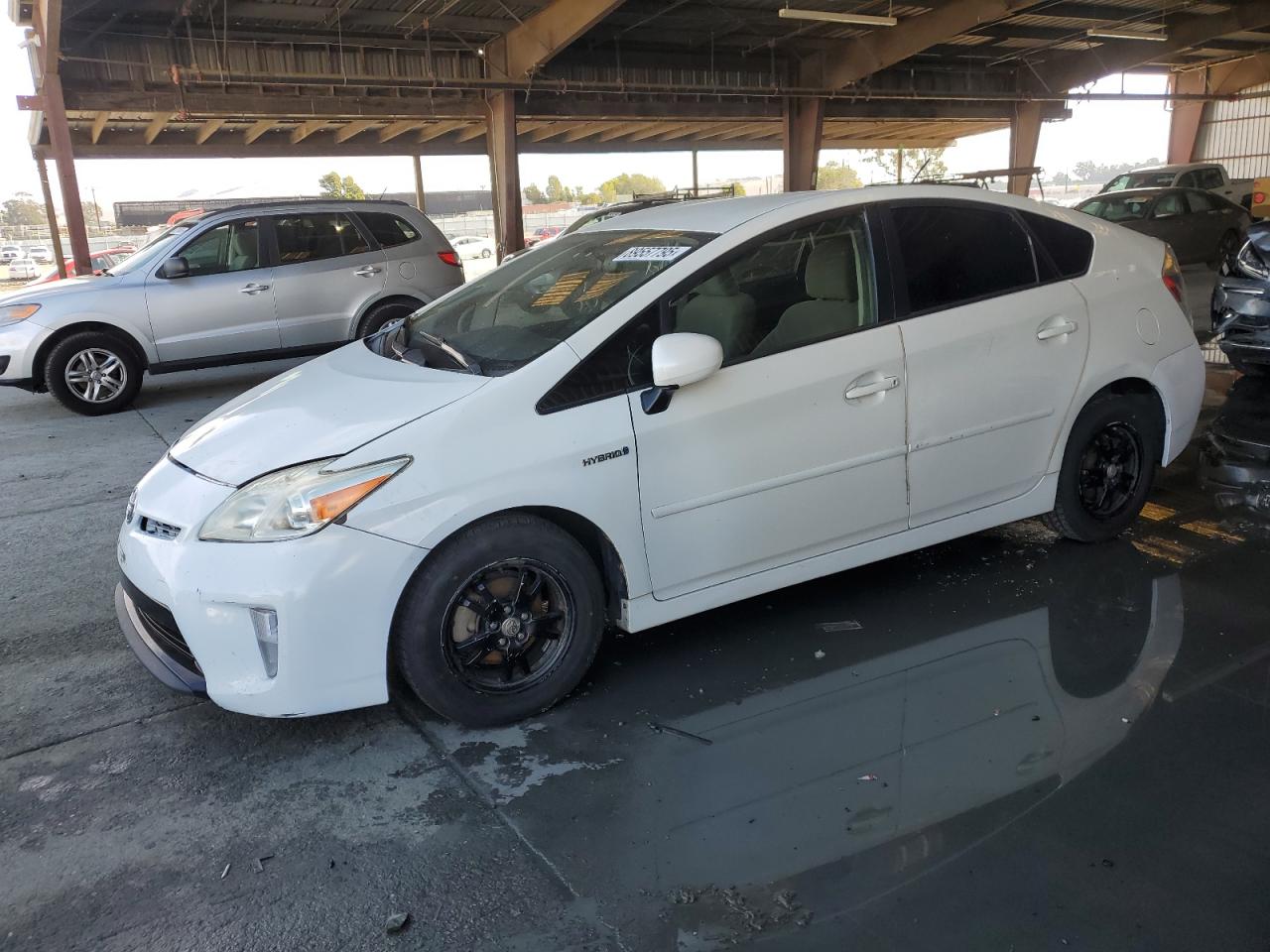 TOYOTA PRIUS 2015