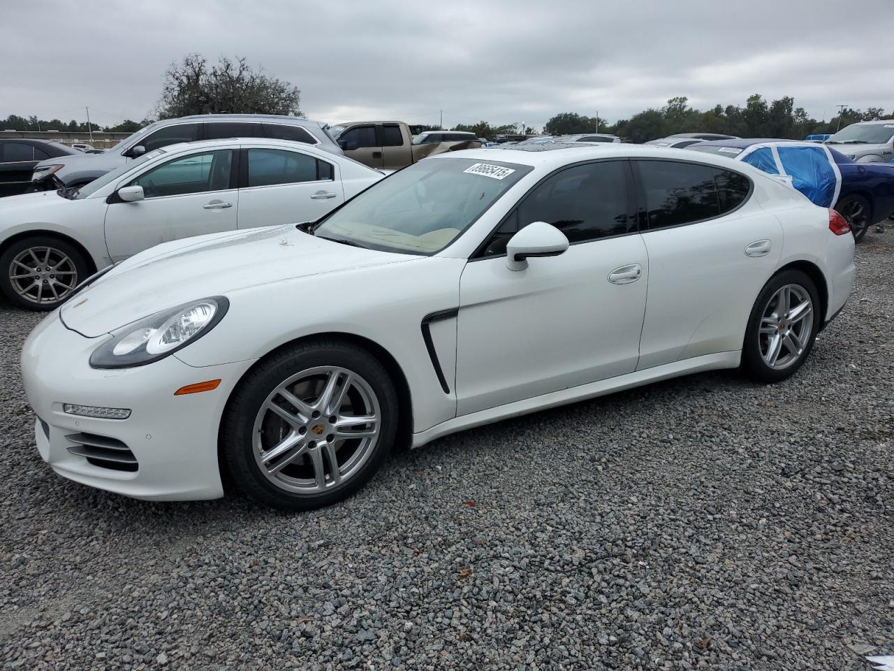 PORSCHE PANAMERA 2015