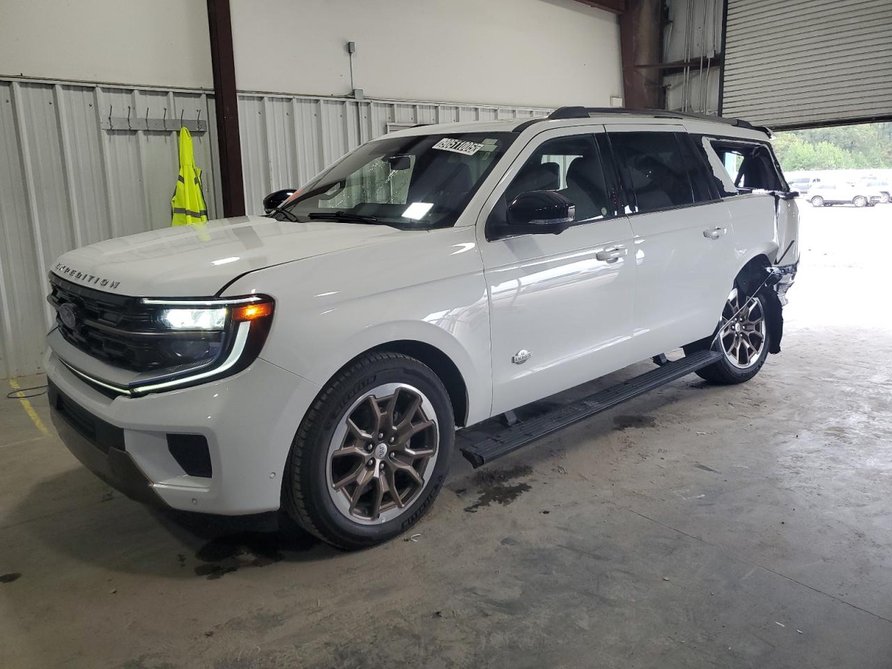 FORD EXPEDITION 2025
