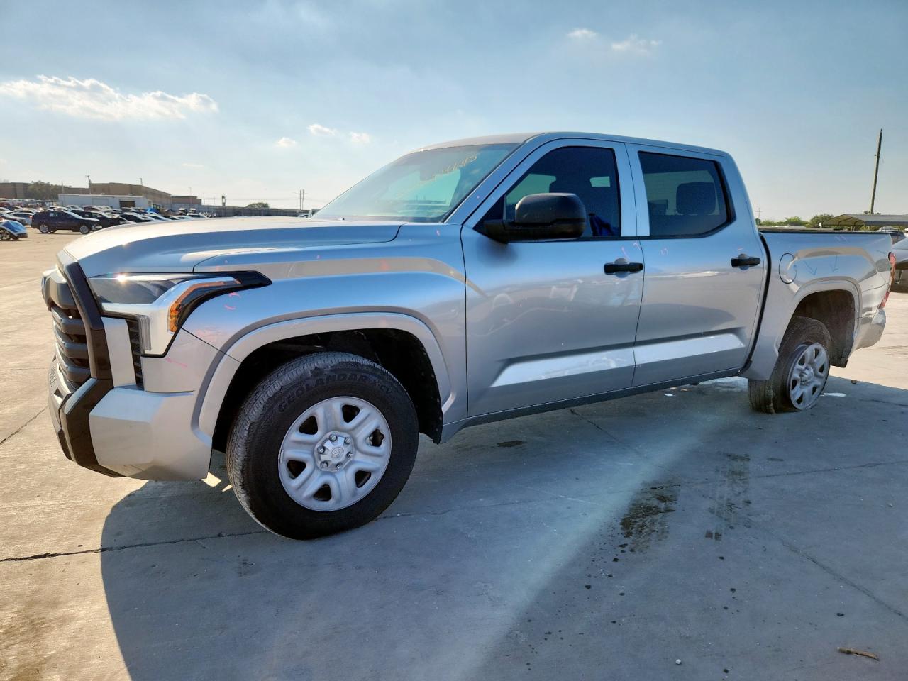 TOYOTA TUNDRA 2025
