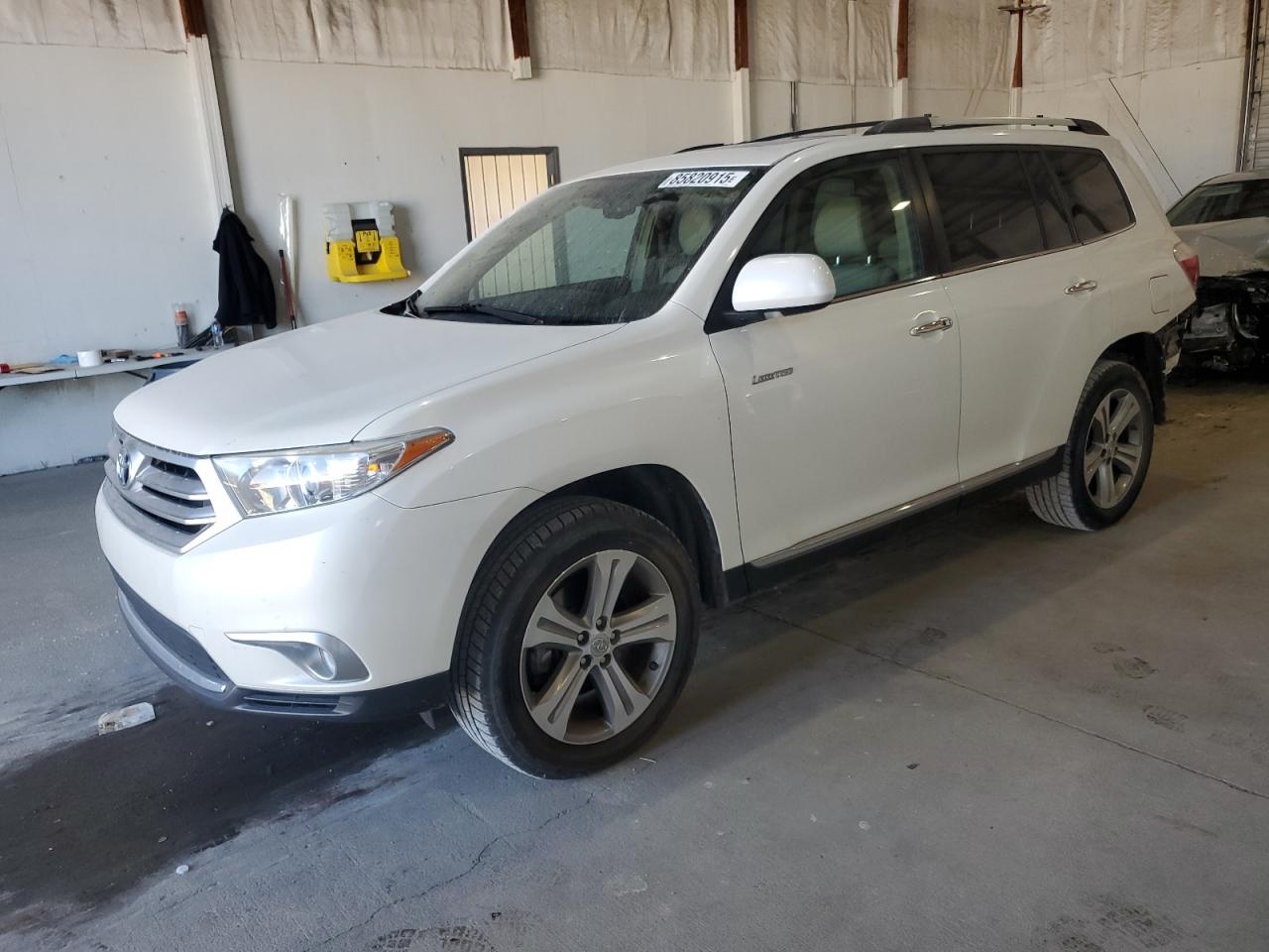 TOYOTA HIGHLANDER 2011