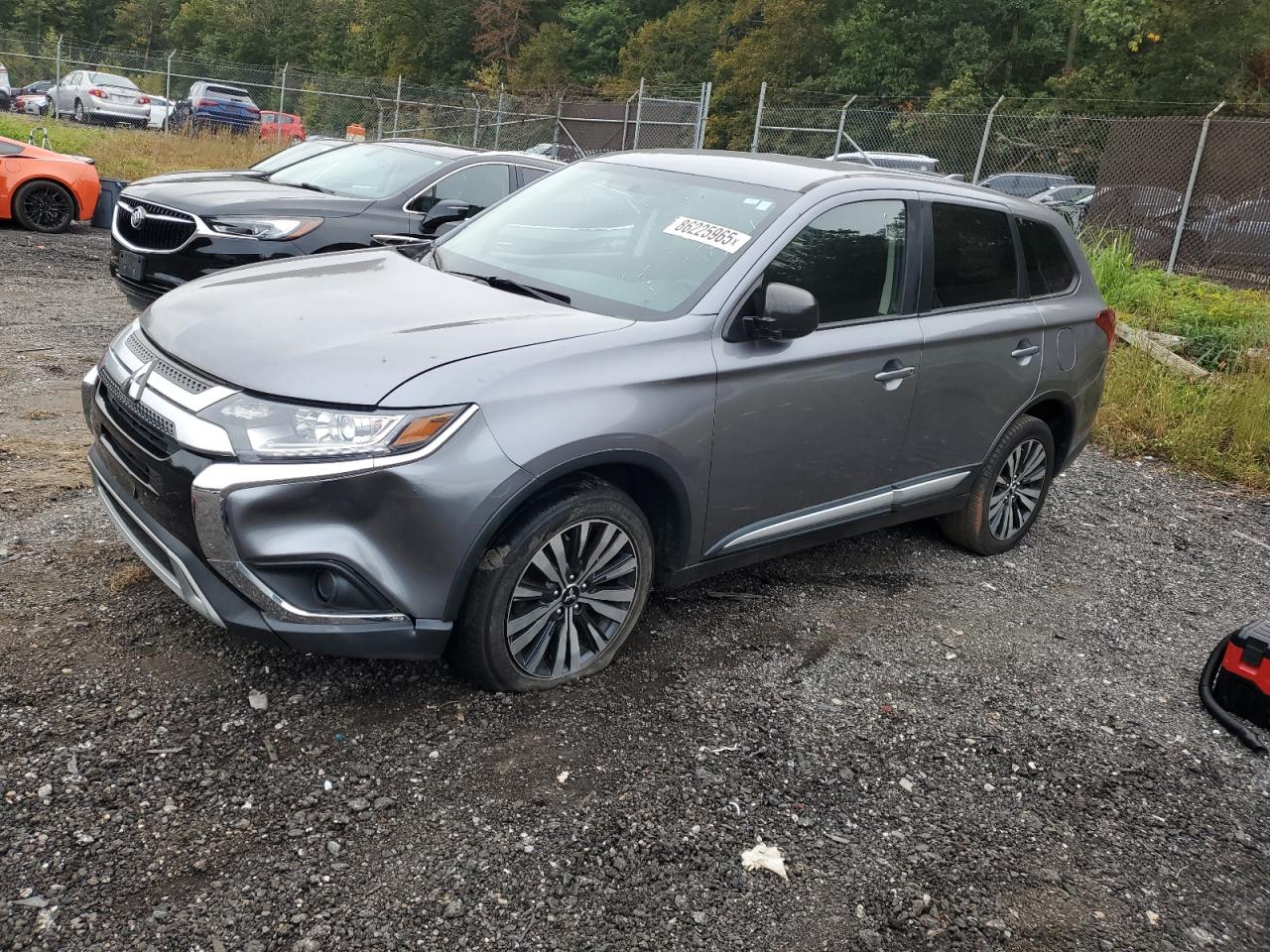 MITSUBISHI OUTLANDER 2019