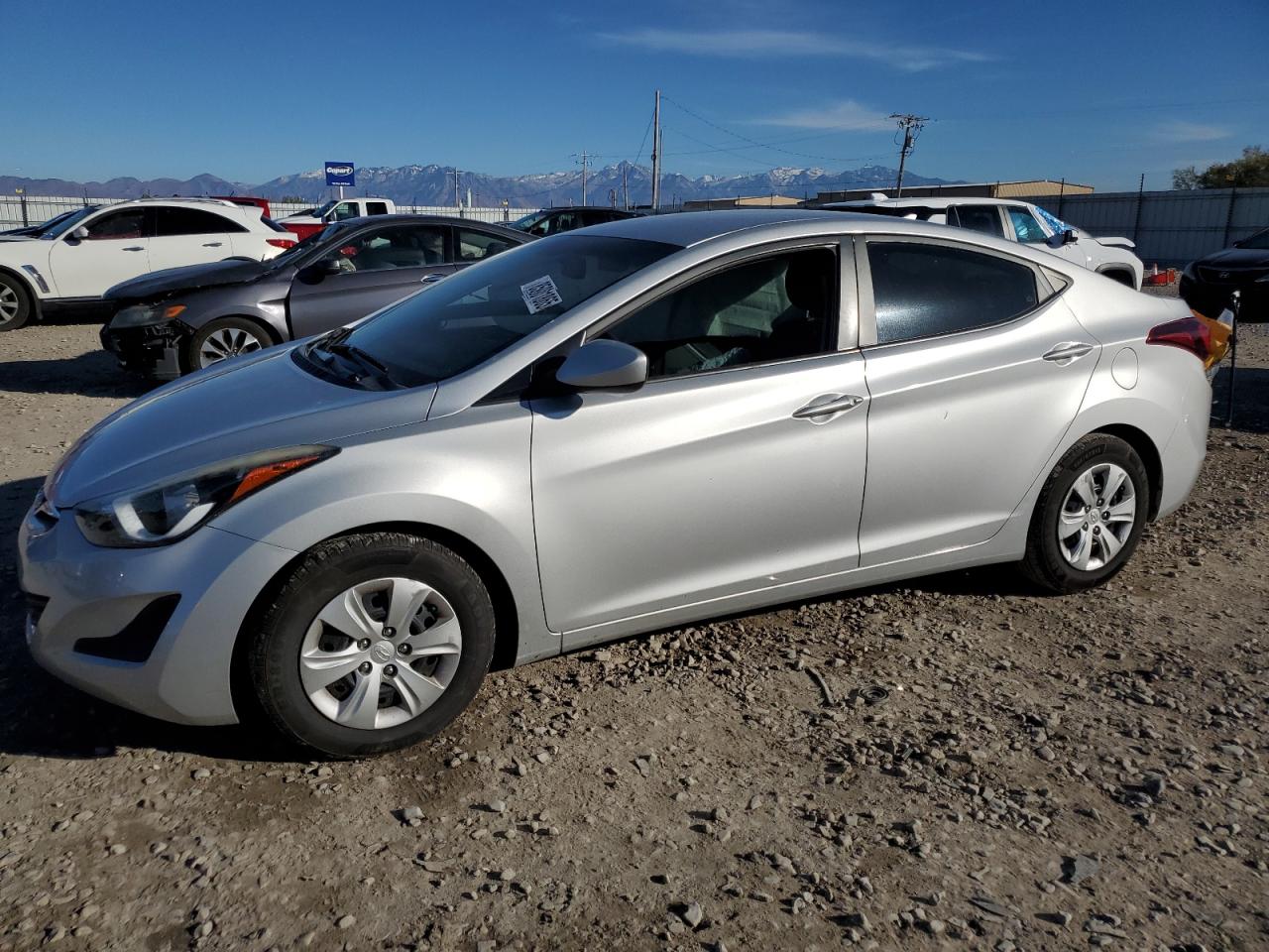 HYUNDAI ELANTRA SE 2016