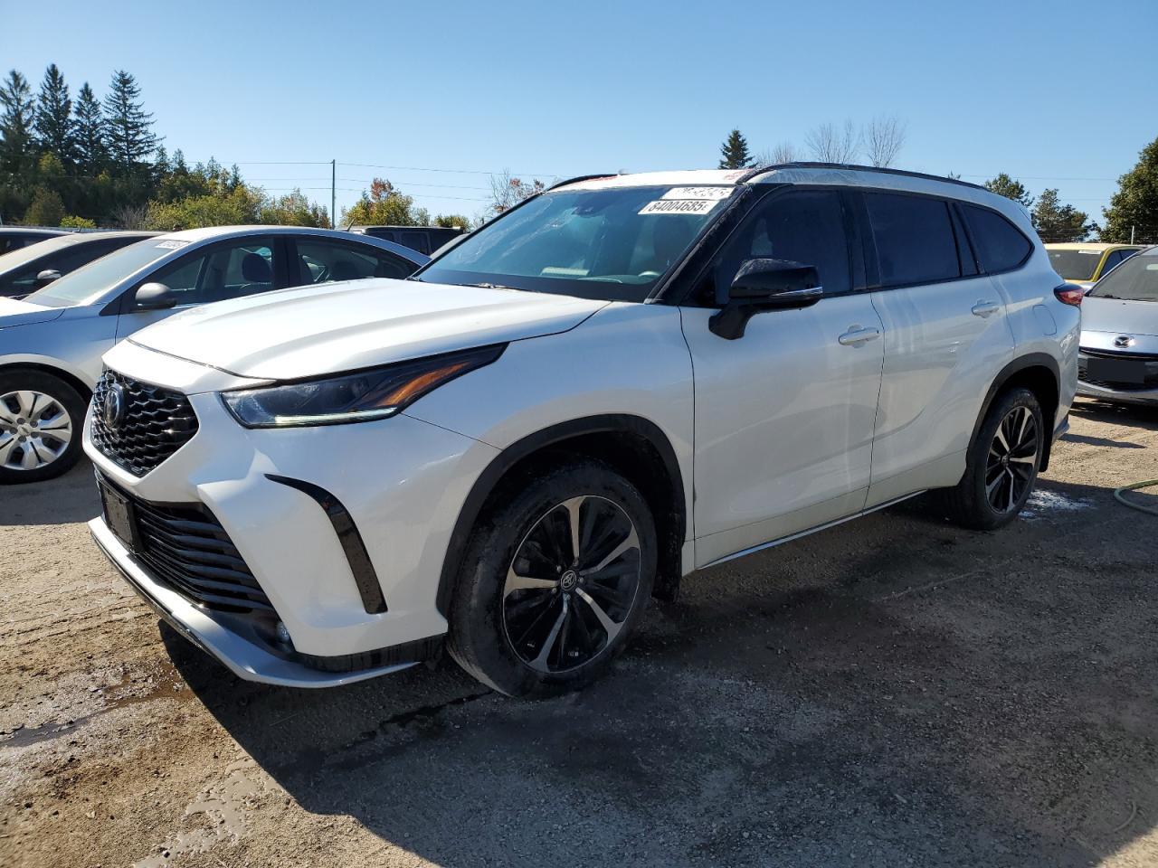 TOYOTA HIGHLANDER 2021