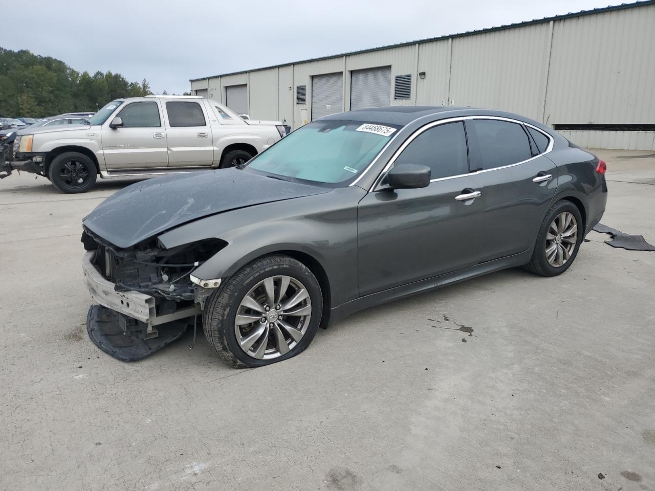 INFINITI M37 2013