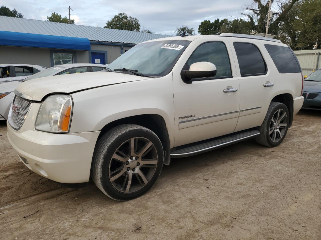 GMC YUKON DENA 2012