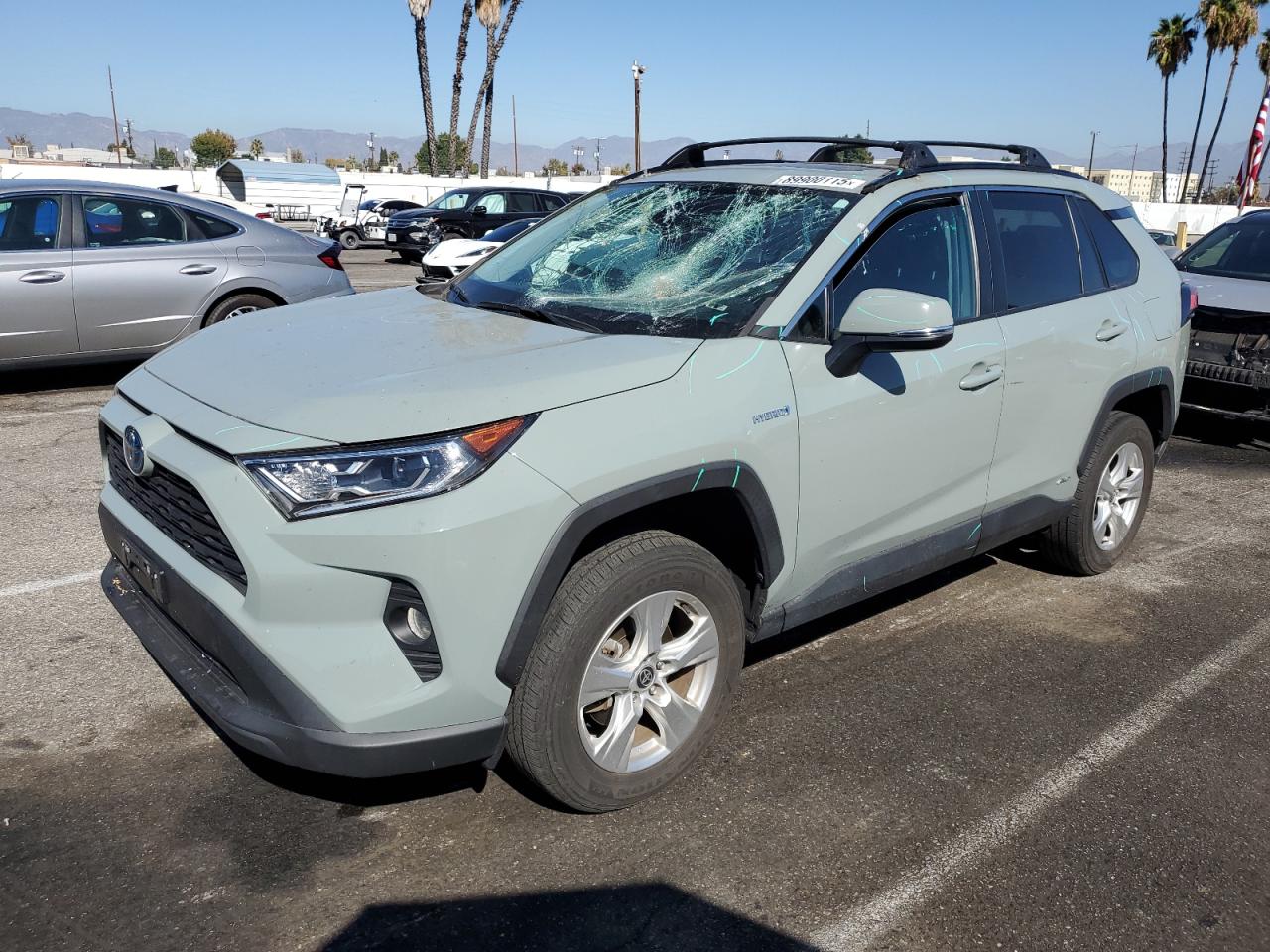 TOYOTA RAV4 XLE 2021
