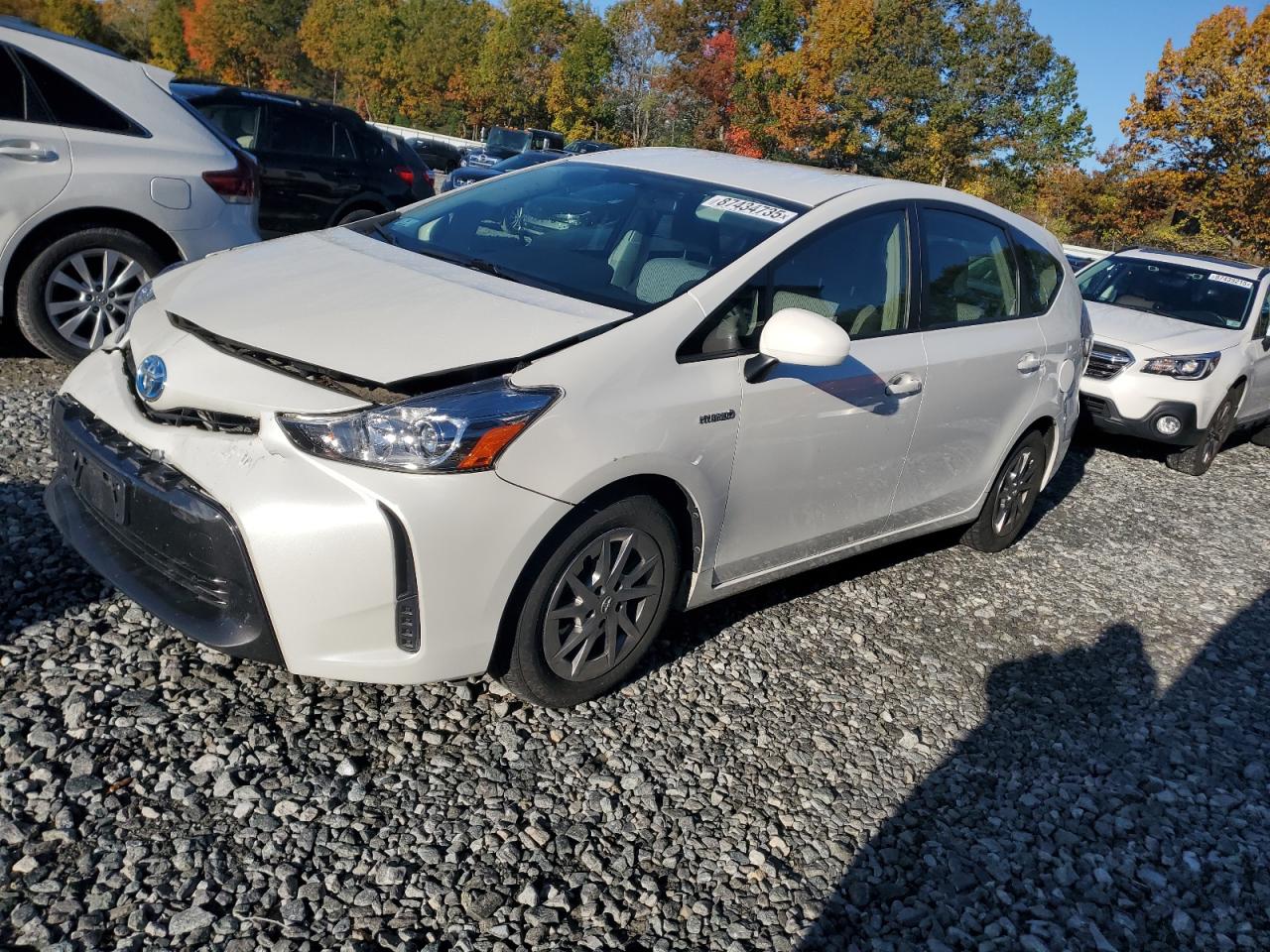 TOYOTA PRIUS V 2017