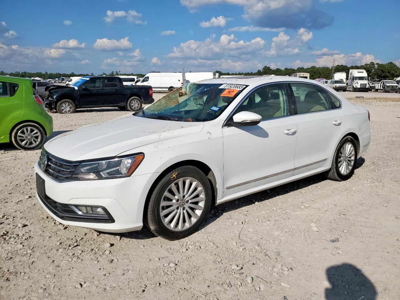 VOLKSWAGEN PASSAT SE 2016