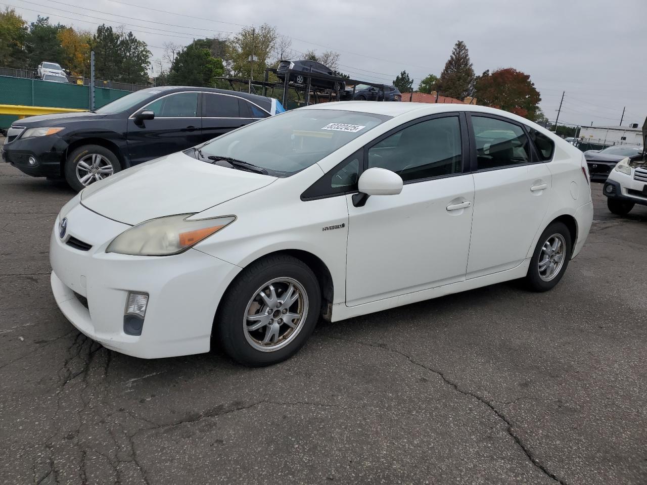 TOYOTA PRIUS 2011